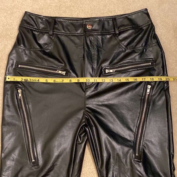 Bloomchic Black Faux Leather Leggings Size 12 Pants Decorative Zippers - Picture 5 of 10